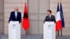 Kryeministri i Shqipërisë, Edi Rama, dhe presidenti i Francës, Emmanuel Macron. Paris, 12 prill 2024. 