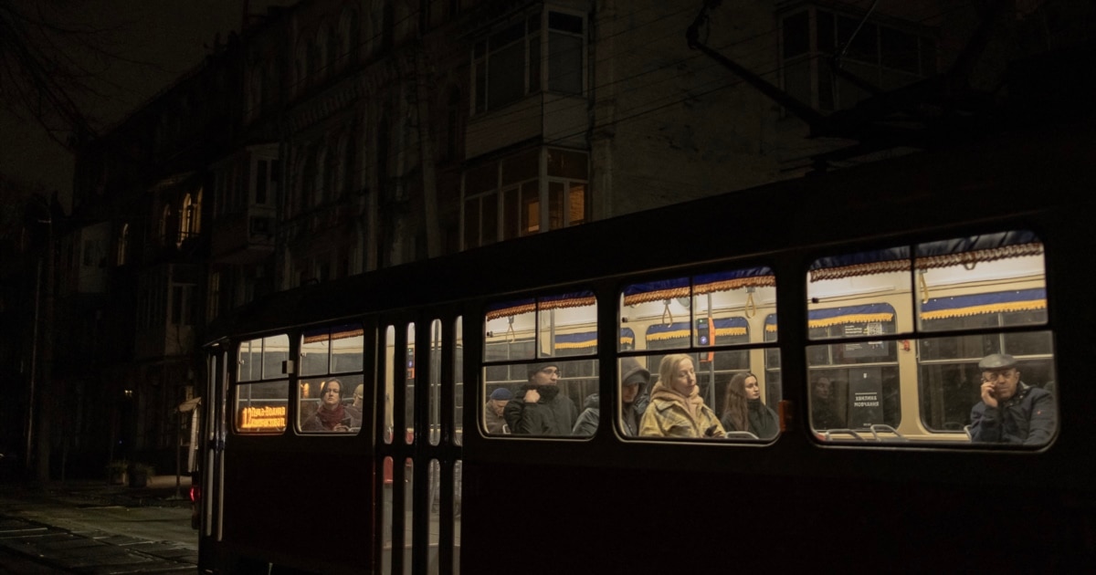 Укренерго оголосило про відключення електрики на 27 листопада