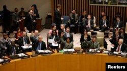Члены Совета безопасности ООН голосуют за ужесточение санкций против Северной Кореи. Нью-Йорк, 7 марта 2013 года. 