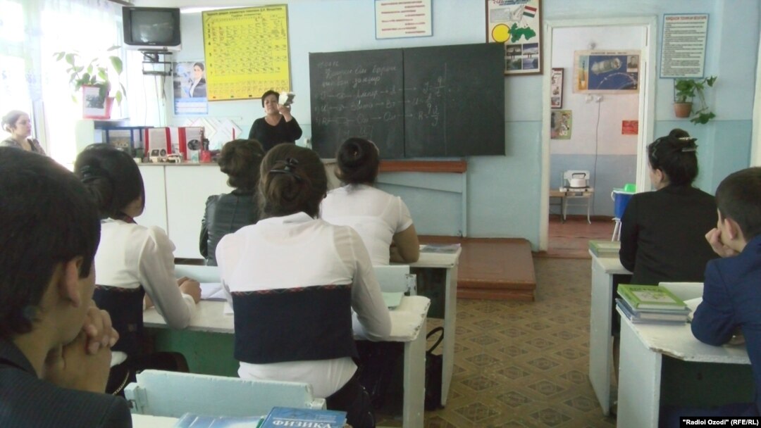 Many complain that the quality of education has plummeted at universities, where students are rumored to routinely pay bribes to pass tests and exams.