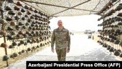 Ադրբեջանի նախագահ Իլհամ Ալիևը «ռազմավարի պուրակում», ապրիլ, 2021թ.