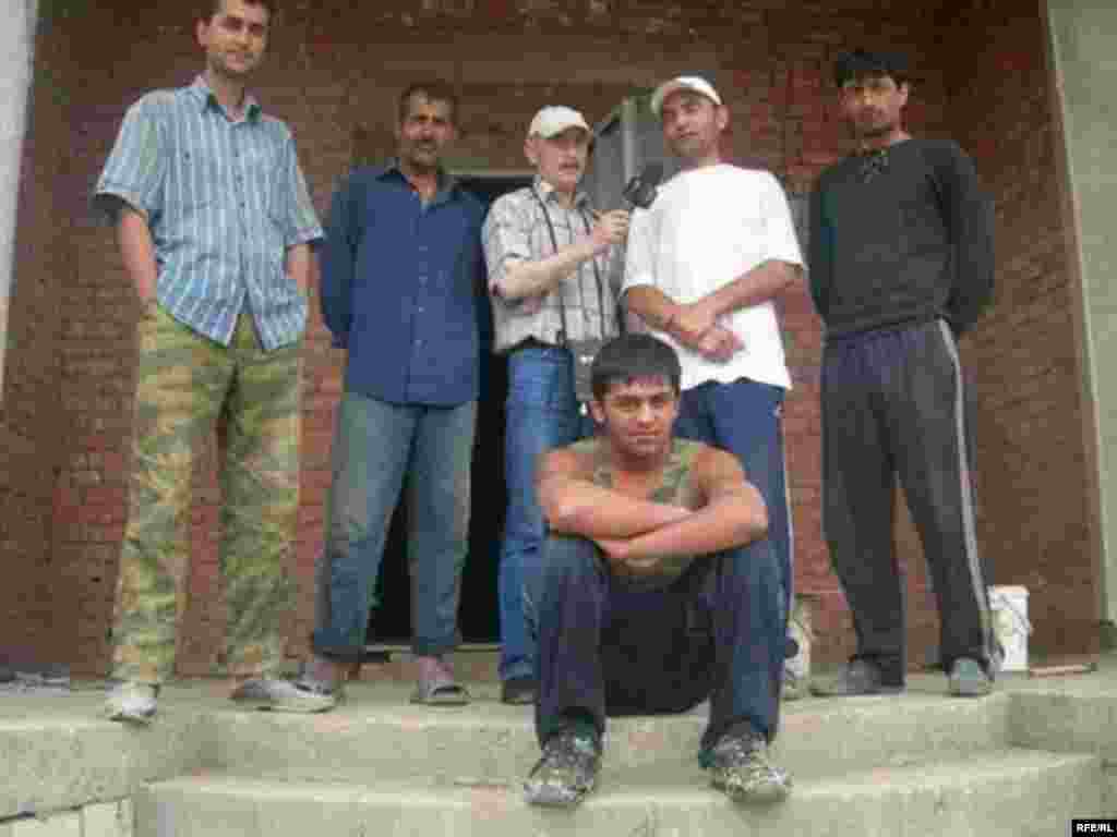 Муҳоҷирони корӣ бармегарданд #6