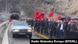 Пуштен во употреба патот „Арбер“ кој го скратува патот од Тирана до албанско – македонската граница за околу 100 километри.