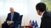 Ambasadori amerikan në NATO, Matthew Whitaker, gjatë takimit me kryeministrin e Kosovës, Albin Kurti. 