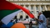 Тесна трка пред предвремените парламентарни избори во Бугарија 