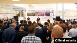 Armenia -- Pime Minister Hovik Abrahamian speaks at the ground-breaking ceremony for the Amulsar gold mining project, 19Aug2016.