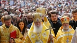 Киев и Москва: как поделить верующих?