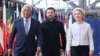 Еврокеңештин президенти Антониу Кошта, Еврокомиссиянын президенти Урсула фон дер Ляйен жана Украинанын президенти Владимир Зеленский. (2026-жылдын 18-июну).
