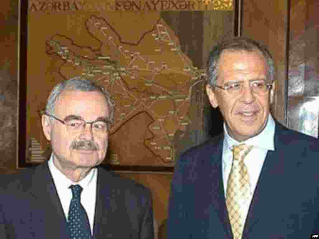 Azərbaycan baş naziri Artur Rasizade Rusiya Xarici İşlər naziri Sergei Lavrovla birlikdə (22 May 2007)