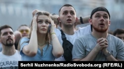 Эмоции болельщиков в фан-зоне сборной Украины