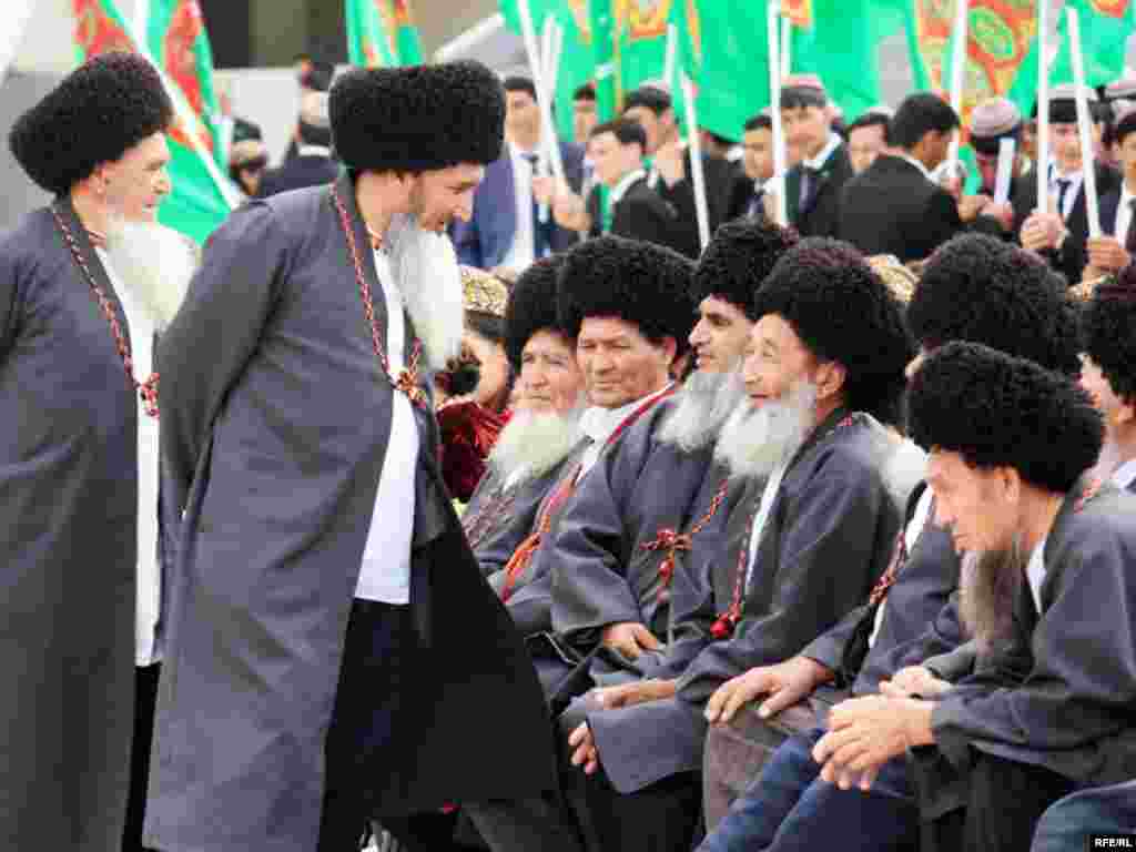 Ýaşulylar- baýramçylygyň iň gadyrly myhmanlarydyr