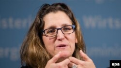 Kanadanyň daşary işler ministri Krystia Freeland