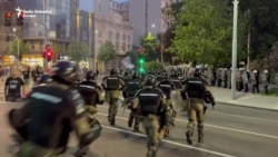 Sukobi antivladinih demostranata i policije nakon protesta u Beogradu