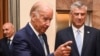 Nënpresidenti amerikan, Joe Biden (majtas) dhe presidenti i Kosovës, Hashim Thaçi