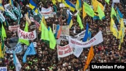 Під час акції протесту підприємців на майдані Незалежності в Києві, 22 листопада 2010 року