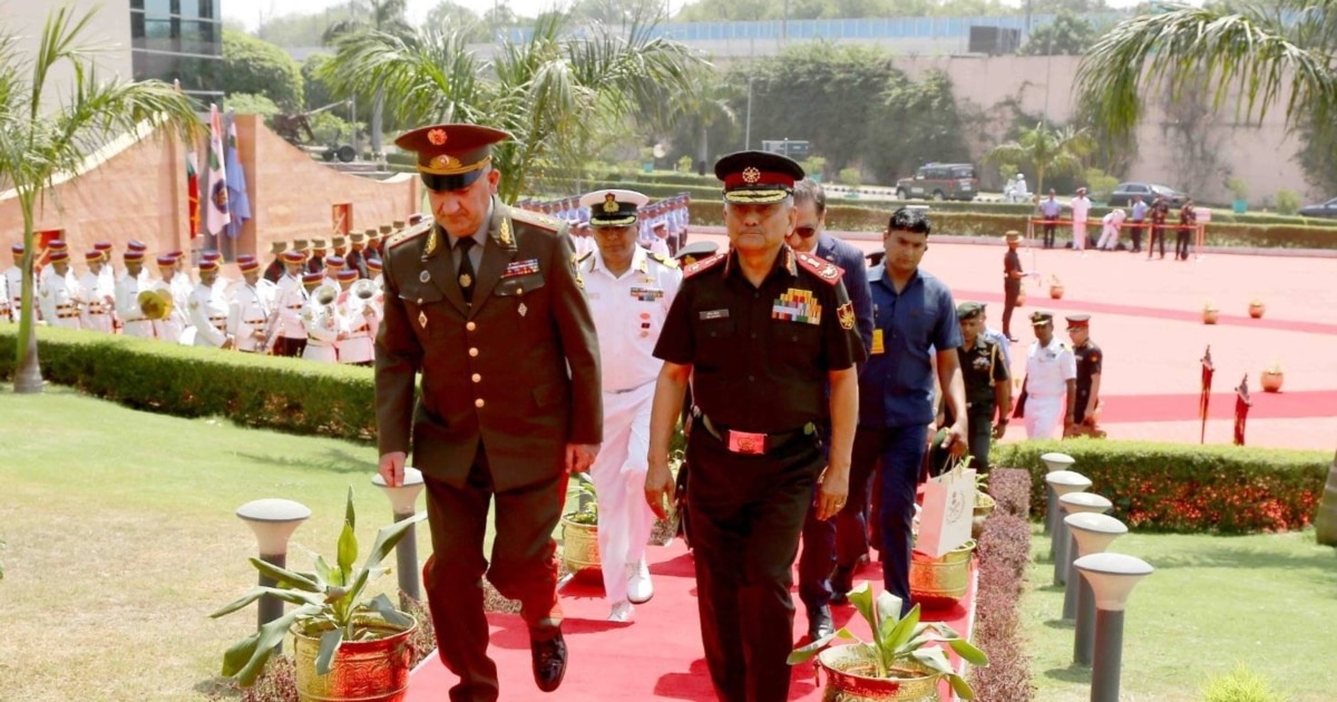 Armenian, Indian Army Chiefs Meet Again