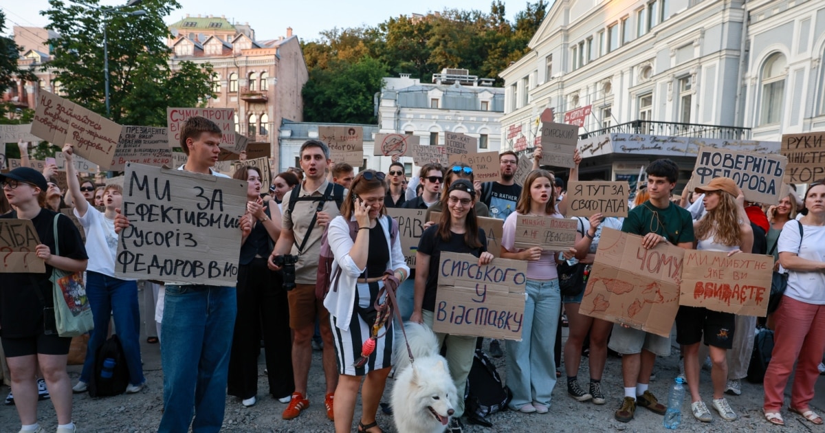У Зеленського прокоментували інтерес військових до ексбійця ЗСУ, який закликає до протестів через відставку Федорова