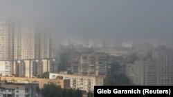 Ілюстраційне фото. Дим над Києвом внаслідок ранкової атаки РФ, 30 вересня 2026 року