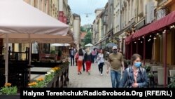 Кількість хворих на COVID-19 від початку епідемії на Львівщині становить 3227 людей