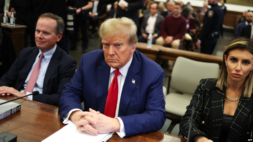 Дональд Трамп в суде, январь 2024 года