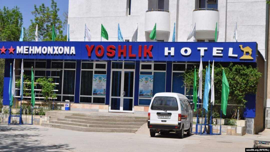 The Uzbek tourism agency says the move is aimed at promoting tourism and catering to the needs of hotel guests -- both foreign and local visitors.