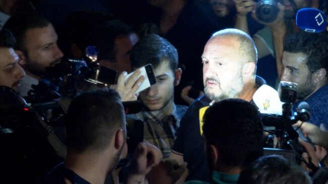 Former Georgian President Margvelashvili Joins Protests Outside Parliament