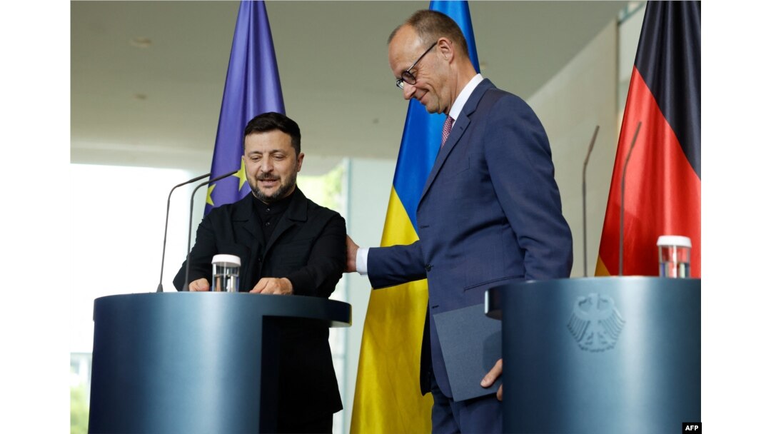 Cancelarul german Friedrich Merz și președintele ucrainean Volodimir Zelenski, într-o conferință de presă comună la Berlin. 28 mai 2025