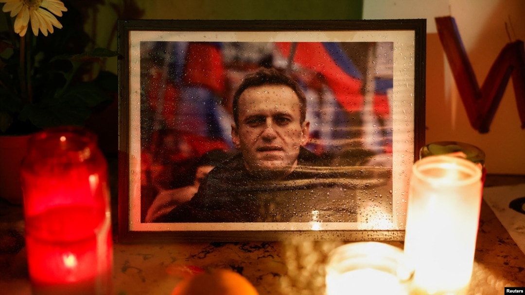 Memorial cosacrat memoriei opozantului rus Alexei Navalnîi a cărui moarte a fost anunțată de Serviciul Federal Penitenciar rus pe 16 februarie. 