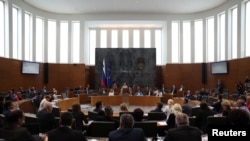 A szlovén parlament rendkívüli ülése Ljubljanában 2024. június 4-én