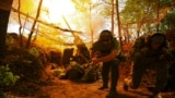 Військові 127-ї бригади ТрО ЗСУ ведуть вогонь із гармати по російських позиціях у Харківській області, 2 червня 2025 року