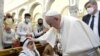 Ferenc pápa az észak-iraki Bakhdida városában 2021. március 7-én. 