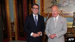 L-a primit și l-a numit. Andy Burnham (stânga) în vizită la Regele Charles al III-lea luni, 20 iulie. 