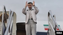 Iran President Mahmud Ahmadinejad before his departure for Lebanon on October 13