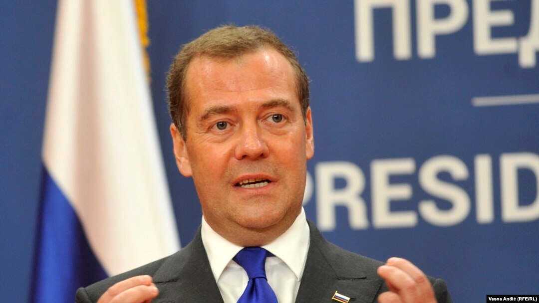 Guvernul rus, condus de Dmitri Medvedev, a demisionat în bloc