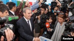 Kandidati nga opozita, Camil Hasanli