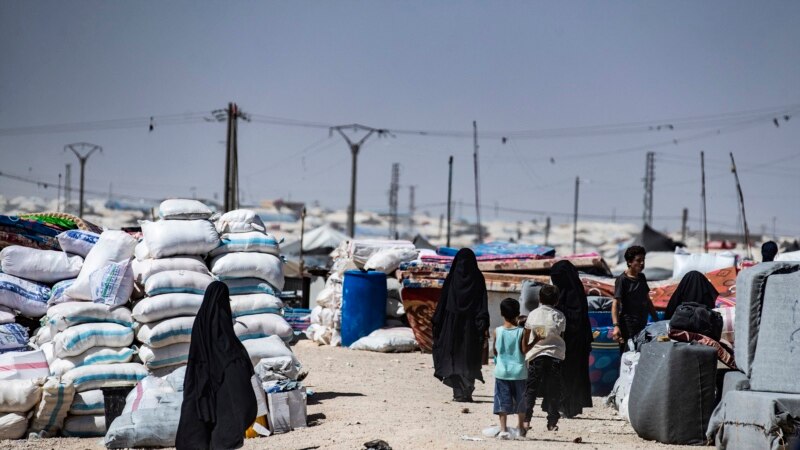 Kanada vratila 14 žena i dece iz kampova u Siriji
