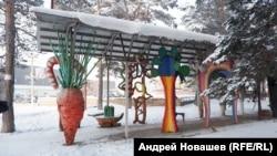 Канская "пальмовая аллея" – первый арт-объект, установленный в городе участниками фестиваля в 2008 году.