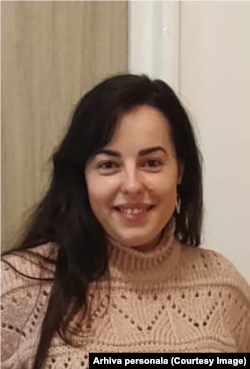 Daniela David este învățătoare și câștigă puțin peste 500 de euro.