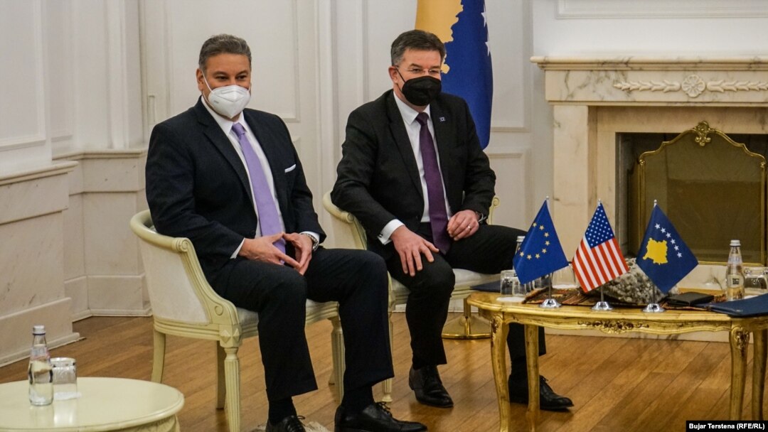 Gabriel Eskobar i Miroslav Lajčak, Priština 31. januar 2022.