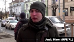 Mihail este unul dintre tinerii din Cernăuți care ar fi dispus să se alăture Armatei pentru a apărat Ucraina în cazul în care țara ar fi atacată de Rusia.