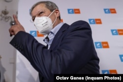 Dacian Cioloș după momentul anunțării demisiei din funcția de președinte al USR PLUS