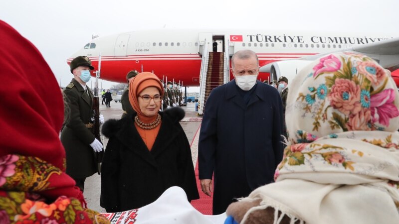 Ердоган и сопругата позитивни на ковид