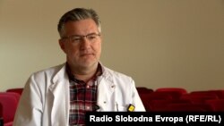 Д-р Игор Алулоски од Универзитетската Клиника за гинекологија
