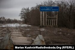 A border crossing near Blahovishchenka, into Russia's Rostov region, used to be busy. It's now fortified and patrolled by border guards.