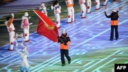 Бээжин шаарындагы Кышкы Олимпиада-2022 оюндарынын ачылышы. Кыргызстандын атынан катышып жаткан спортчу Максим Гордеев
