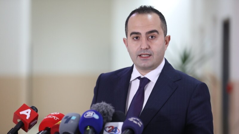 Шаќири: Државна матура на 27 мај ќе има, да се причека општиот колективен договор
