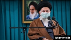 علی خامنه‌ای از نظام جمهوری اسلامی به عنوان یک «نمونه جذاب» یاد کرد.