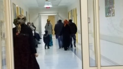 Diňle: Ykdysady kynçylyklaryň arasynda türkmenistanlylar saglygyny bejermek üçin araçylaryň üsti bilen bankdan kredit alýarlar