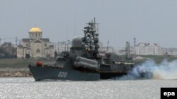 Ukraine -- A Russian Navy ship arrives at the harbor of Sevastopol, Crimea, March 6, 2014