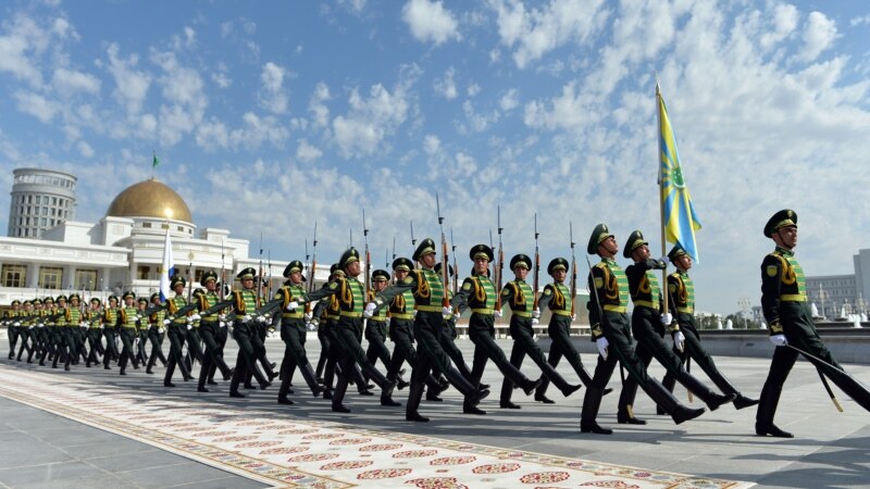 Türkmen raýatlary rus propagandistiniň garaşsyzlyga garşy sözlerinden nägile boldular